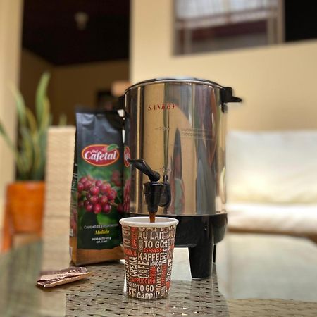 Hospedaje Coffee And Cocktails Estelí المظهر الخارجي الصورة